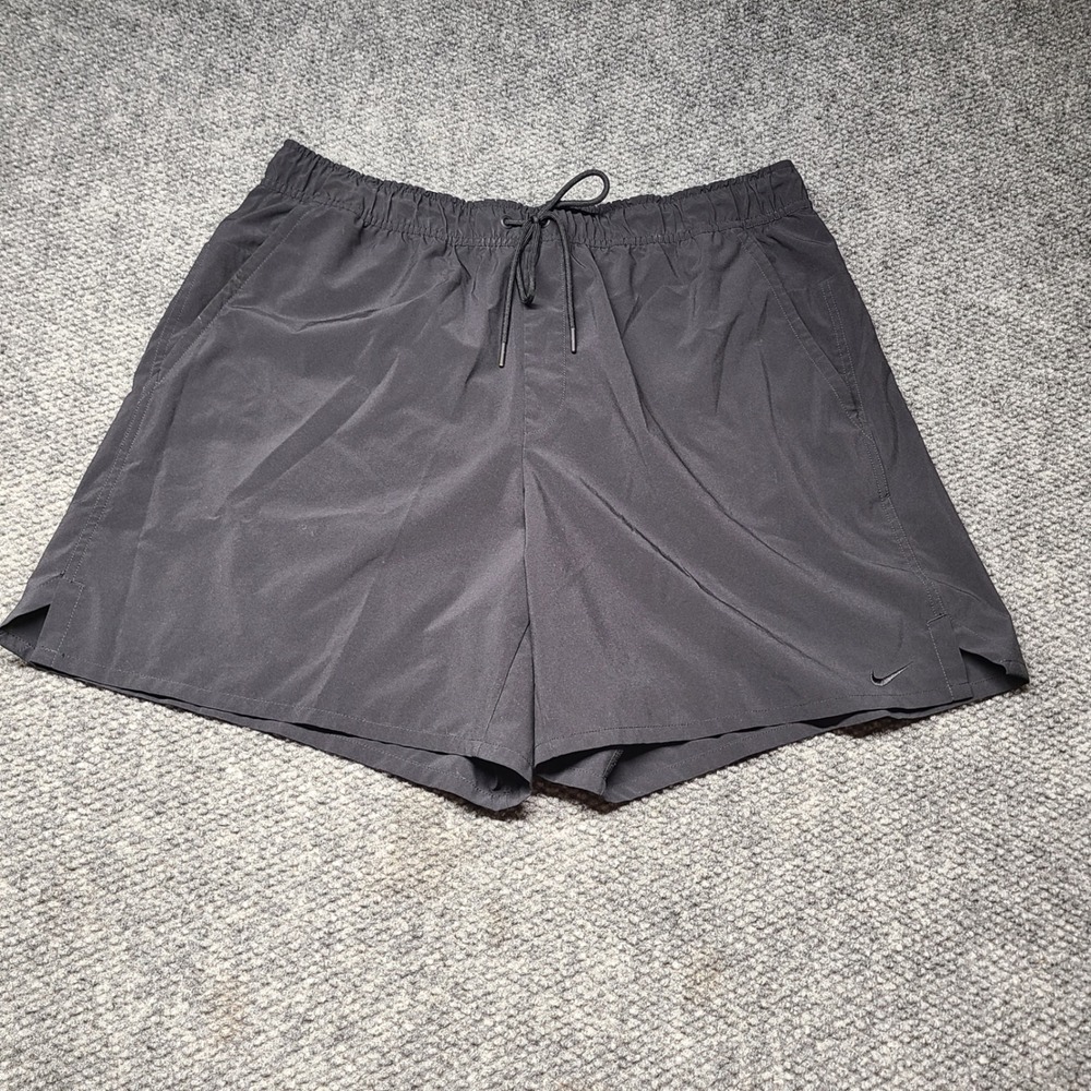 Nike Dri-FIT Mens Training Shorts Black XXL Elastic Waist Drawstring 7 Inseam